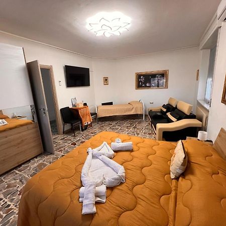 B&B Saphira Gozzano Εξωτερικό φωτογραφία